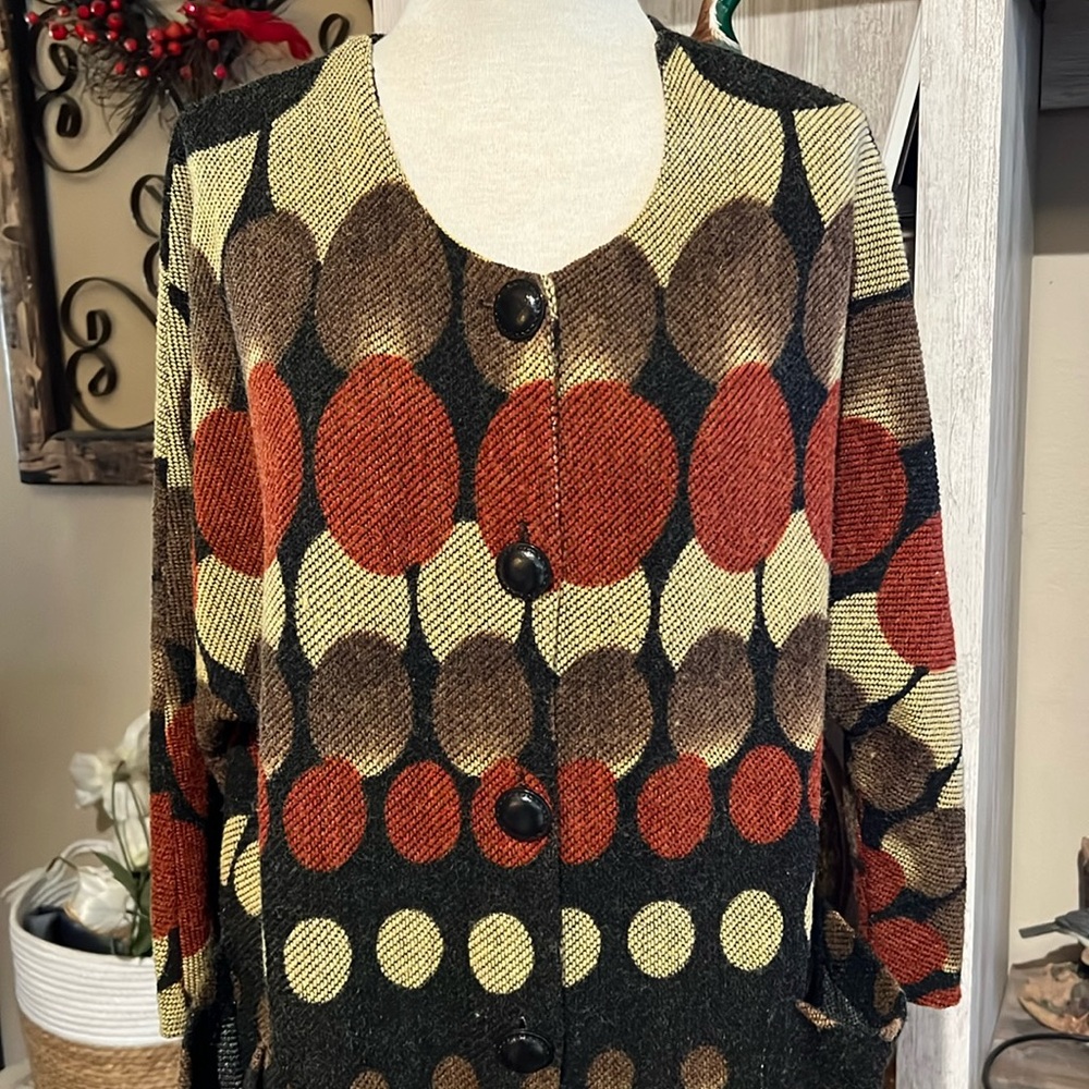 Vintage Eva Tralala Paris quarter sleeve cardigan. Size xL
